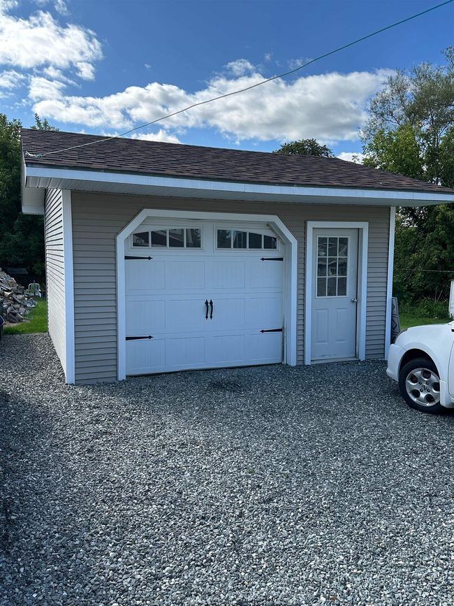 1 Stall Garage | Image 19