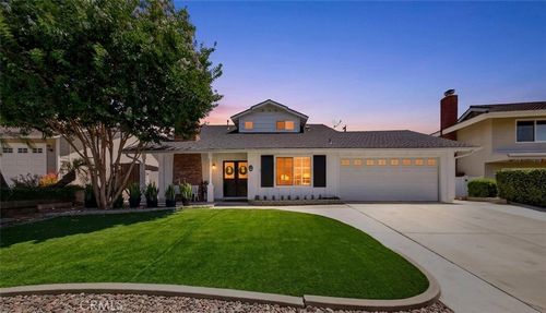 841 Candlewood St, Brea, CA, 92821-3619 | Card Image