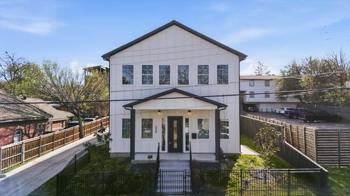 324 N Patton Ave, Dallas, TX, 75203-1637 | Card Image