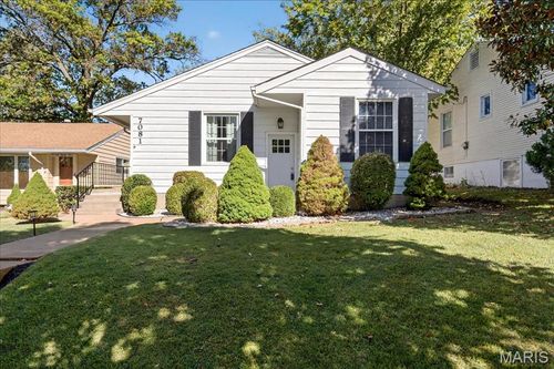 7081 Winona Ave, Saint Louis, MO, 63109-1928 | Card Image