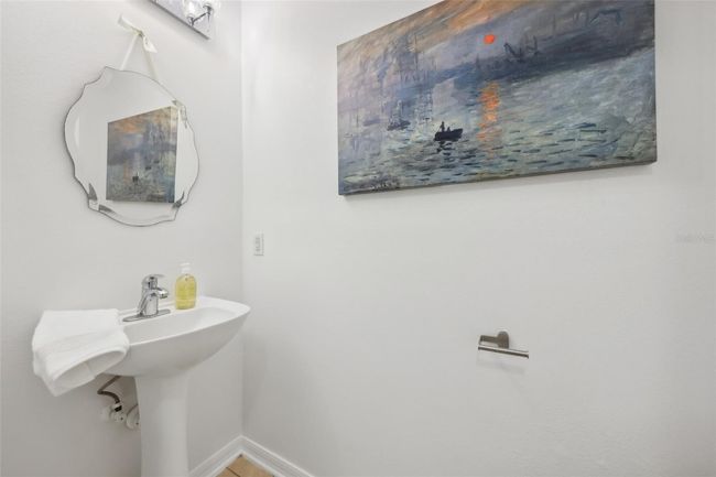 Downstairs 1/2 bath | Image 12