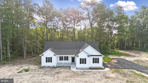 32727 Tussock Dr, LAUREL, DE, 19956-4253 | Card Image