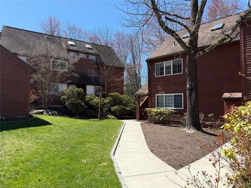 702 Autumn Ln, Brewster, NY, 10509-6026 | Card Image