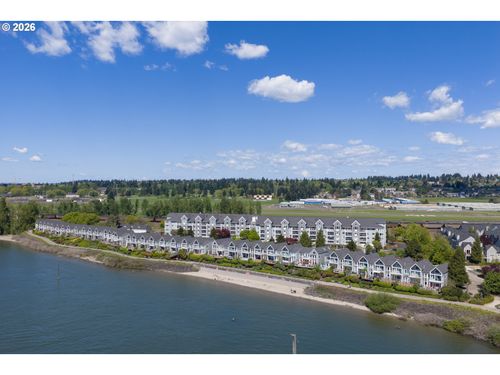 134-520 Se Columbia River Dr, Vancouver, WA, 98661-8031 | Card Image