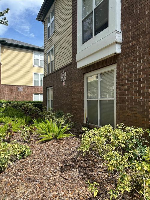 803-10024 Strafford Oak Ct, TAMPA, FL, 33624-5149 | Card Image