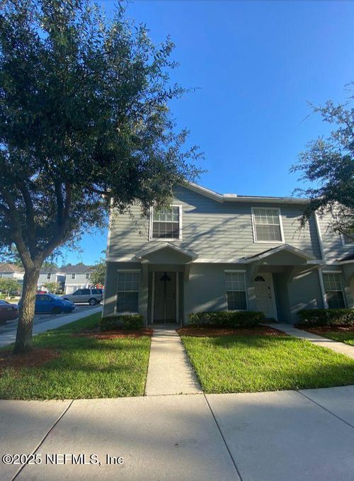 8465 Mcgirts Village Ln, JACKSONVILLE, FL, 32210-0426 | Card Image