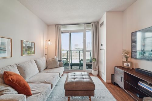 615-231 Fort York Blvd, Toronto, ON, M5V1B2 | Card Image