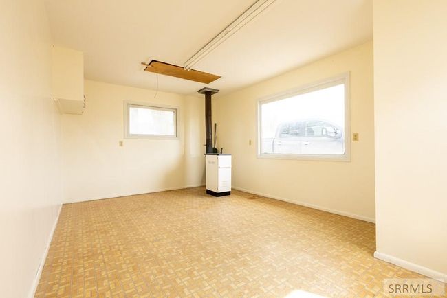 3184 N 3350 W, House other with 2 bedrooms, 1 bathrooms and null parking in Moore ID | Image 17