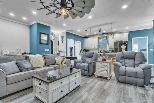 8122 Sheffield Pl, Pensacola, FL, 32506-4944 | Card Image