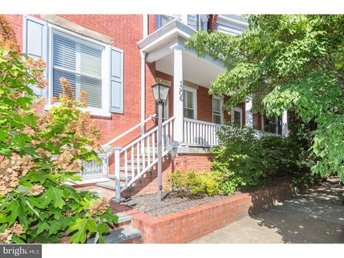 1306 Shallcross Ave, WILMINGTON, DE, 19806-3135 | Card Image