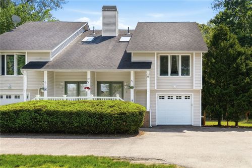 2-20 Stony Ln, North Kingstown, RI, 02852-3714 | Card Image
