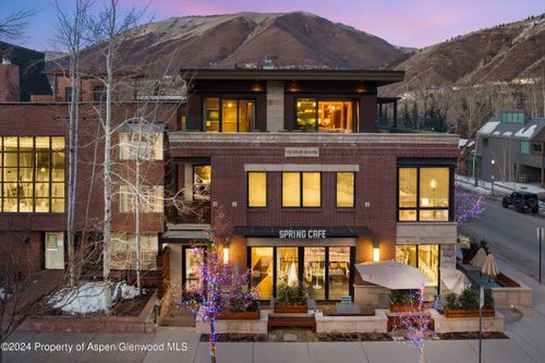 632 S Spring St, Aspen, CO, 81611-2082 | Card Image