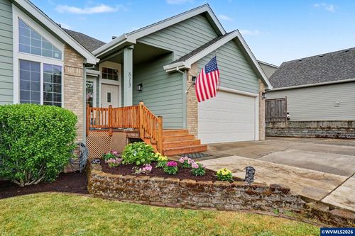 813 Sw 8th St, Sublimity, OR, 97385-9820 | Card Image
