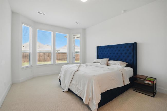 Extended master bedroom with bay window | Image 10