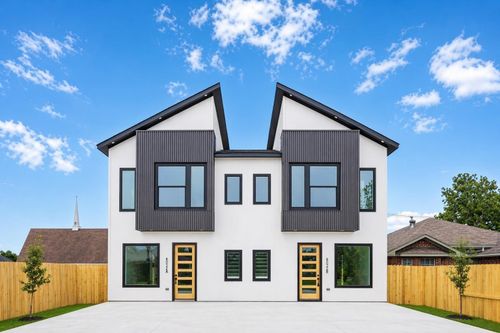 a-b-8022 Corinth Street, Houston, TX, 77051 | Card Image