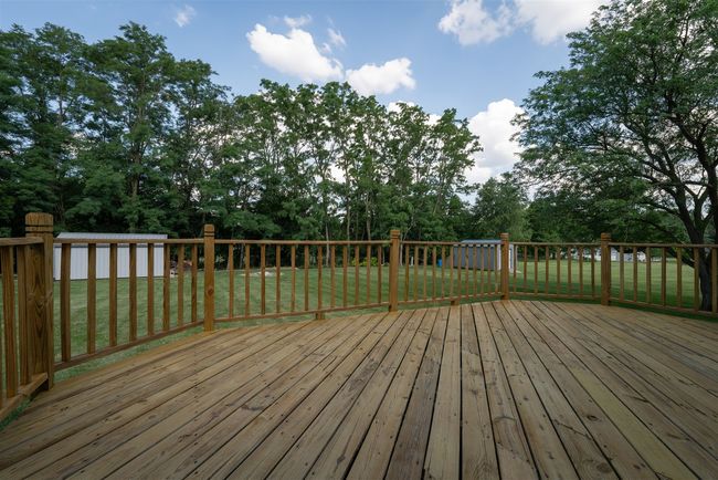 307 Blue Jay Dr, House other with 4 bedrooms, 4 bathrooms and 2 parking in Le Roy IL | Image 49