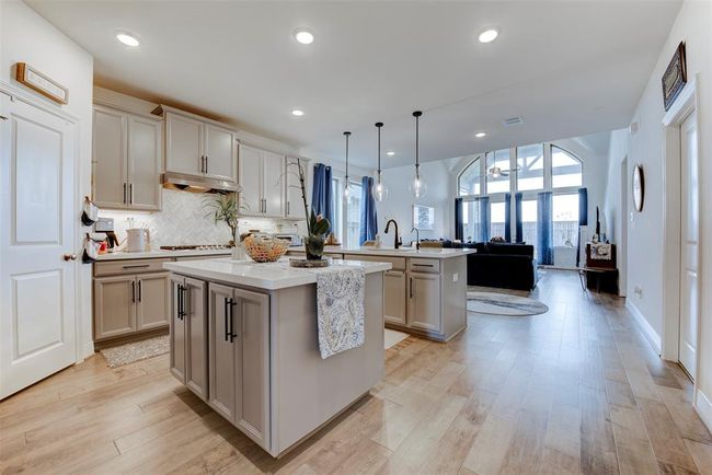 28930 Hauter Way, House other with 4 bedrooms, 3 bathrooms and 2 parking in Fulshear TX | Image 7