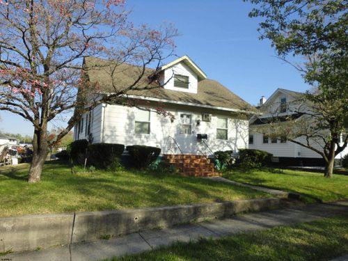 200 Walmer St, Hammonton, NJ, 08037-1458 | Card Image