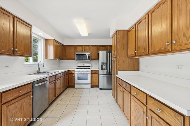 2664 Stuart Kaplan Dr, House other with 3 bedrooms, 3 bathrooms and 4 parking in Aurora IL | Image 11