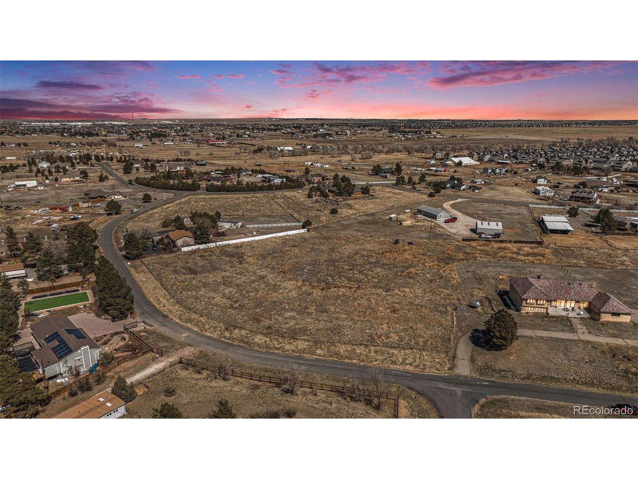 Land in Aurora