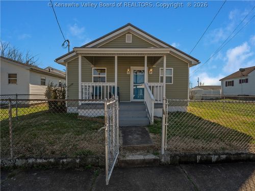 442 20th St, Dunbar, WV, 25064-1732 | Card Image