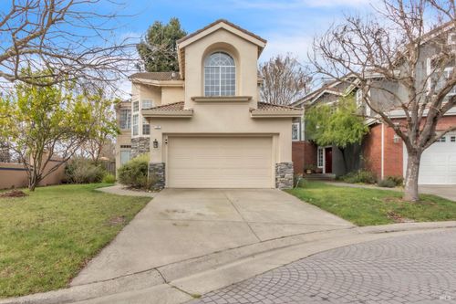 16 Arrowhead Ct, Petaluma, CA, 94954-5859 | Card Image