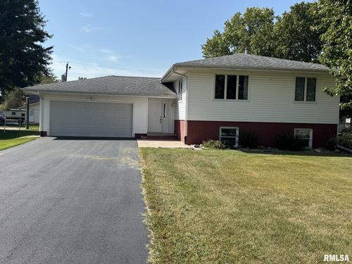 506 S State St, Annawan, IL, 61234-9777 | Card Image