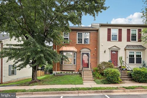 14215 Heritage Crossing Ln, CENTREVILLE, VA, 20120-3610 | Card Image