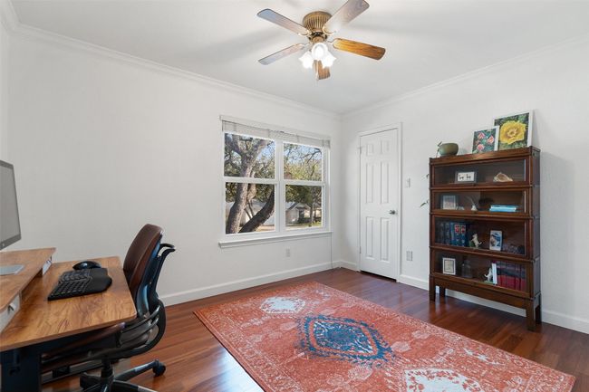 6523 Heron Dr, House other with 4 bedrooms, 3 bathrooms and 4 parking in Austin TX | Image 25