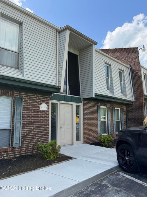 apt-42-1310 Louisville Rd, Frankfort, KY, 40601-4024 | Card Image