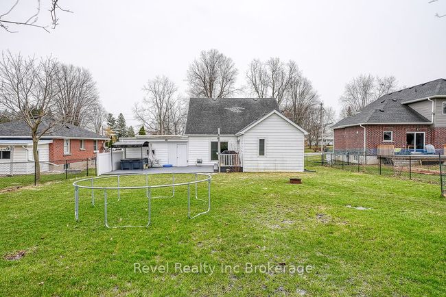 24 Loveys St E, House other with 3 bedrooms, 2 bathrooms and 5 parking in Hickson ON | Image 30