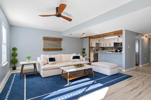 1838 Whispering Oaks Ln, Fort Walton Beach, FL, 32547-7064 | Card Image