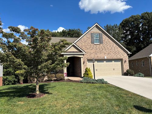 460 Deer Run Cir, Salem, VA, 24153-2673 | Card Image