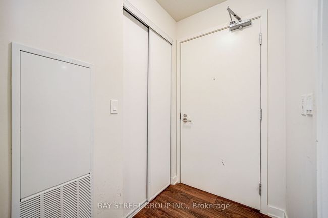 1211 - 2 Sonic Way, Condo with 2 bedrooms, 2 bathrooms and 1 parking in North York ON | Image 7