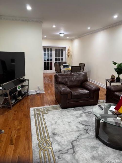 108 66ave, Forest Hills, NY, 11375 | Card Image