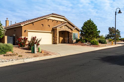 901 Prairie Zinnia Dr, Bernalillo, NM, 87004-5799 | Card Image