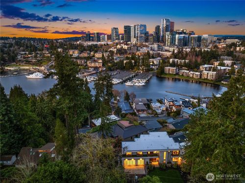 9630 Se 5th Street, Bellevue, WA, 98004 | Card Image