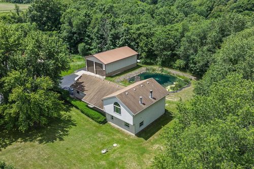S6041 Oak Ct, Baraboo, WI, 53913-9269 | Card Image
