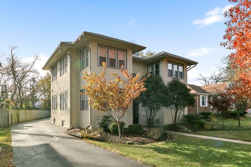 apt-1w-395 N Delaplaine Rd, Riverside, IL, 60546-1824 | Card Image