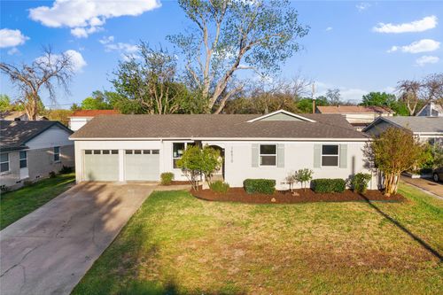 14510 Dennis Ln, Farmers Branch, TX, 75234-2146 | Card Image