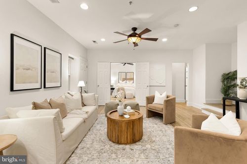 apt-40-330 Rhode Island Ave Ne, WASHINGTON, DC, 20002-6847 | Card Image