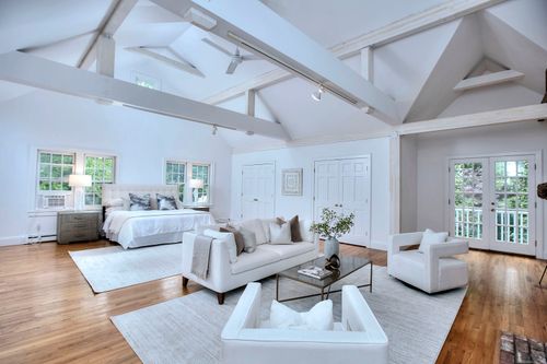 481 Ridgefield Rd, Wilton, CT, 06897-1925 | Card Image