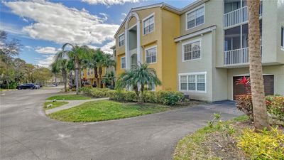 5-203 - 5450 Bentgrass Drive, Condo with 2 bedrooms, 2 bathrooms and null parking in Sarasota FL | Image 2