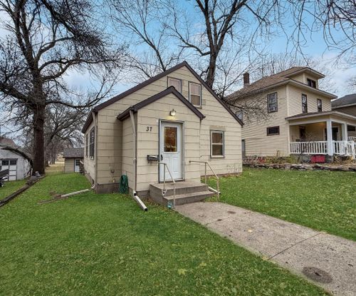 37 E Sorenson Ave, Appleton, MN, 56208-1444 | Card Image