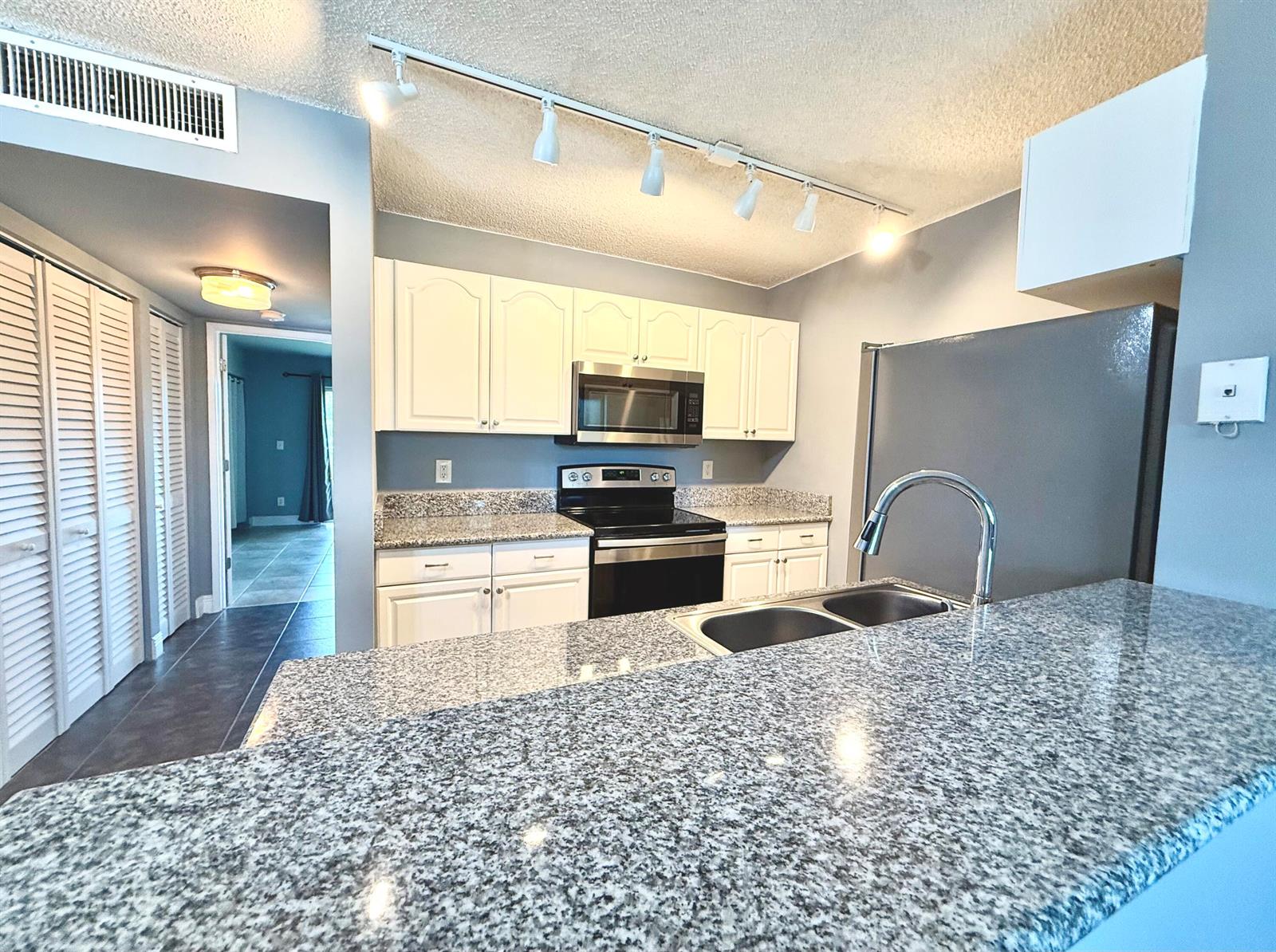 Residential Lease in Boynton Beach