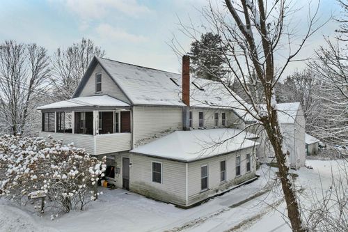 11 White Plains Rd, Webster, NH, 03303-7204 | Card Image