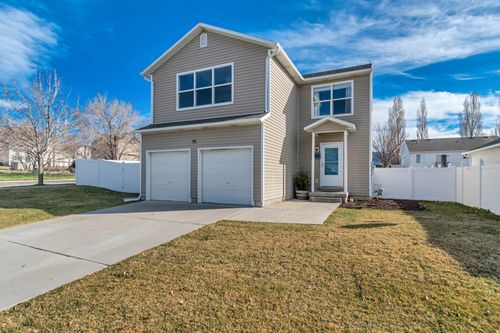 615 W 930 N, Tooele, UT, 84074-1395 | Card Image