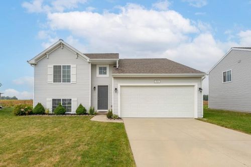 1710 Burr Pond Ln, Vicksburg, MI, 49097-7782 | Card Image