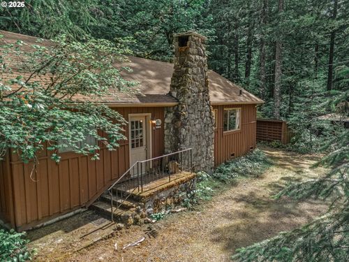 75125 Mt Hood Hwy, Rhododendron, OR, 97049 | Card Image