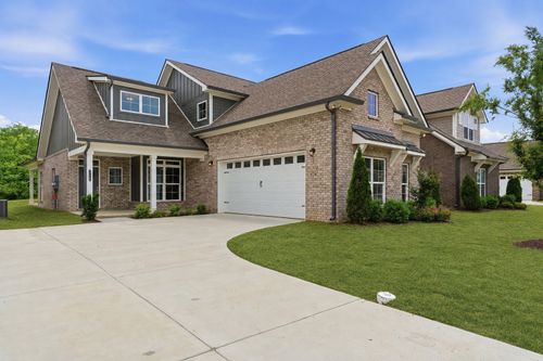 7108 Maddenwood Ln, Hermitage, TN, 37076-2458 | Card Image